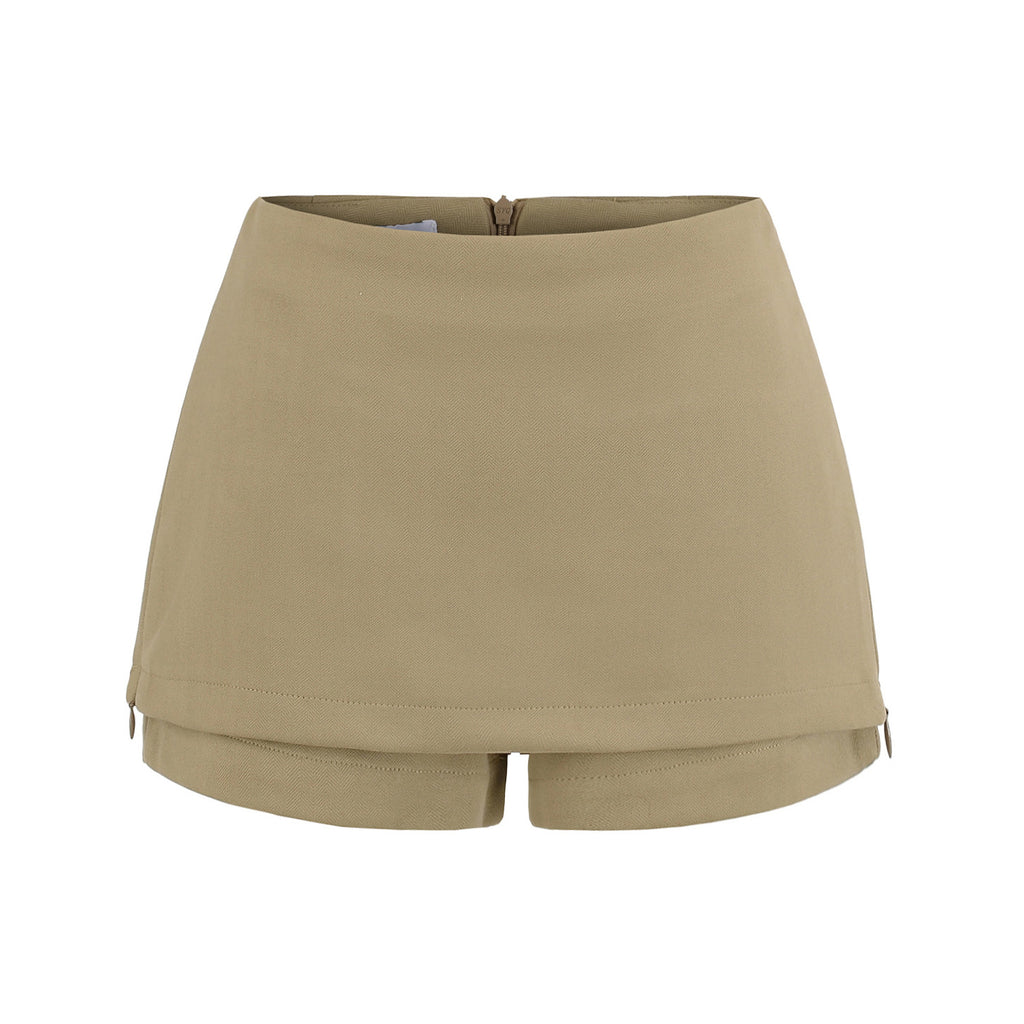 Low waist slim fit shorts for women