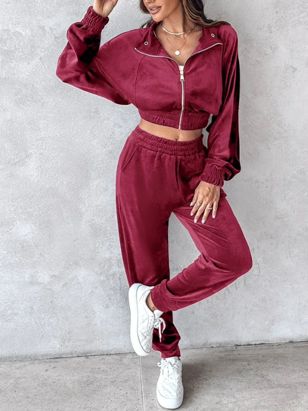 Ensemble brassière zippée à manches longues et jogging