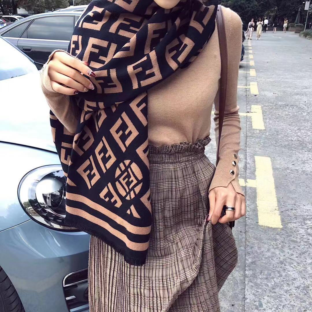 Letters Print Twill Scarves Women Winter Thick Warm Wool Scarf