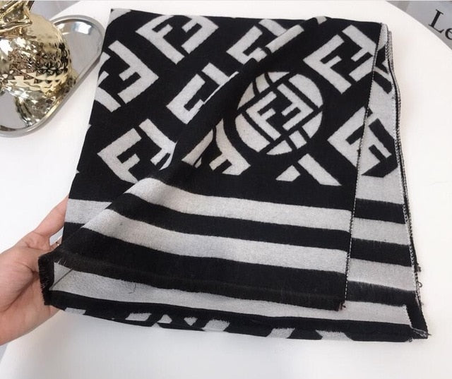 Letters Print Twill Scarves Women Winter Thick Warm Wool Scarf