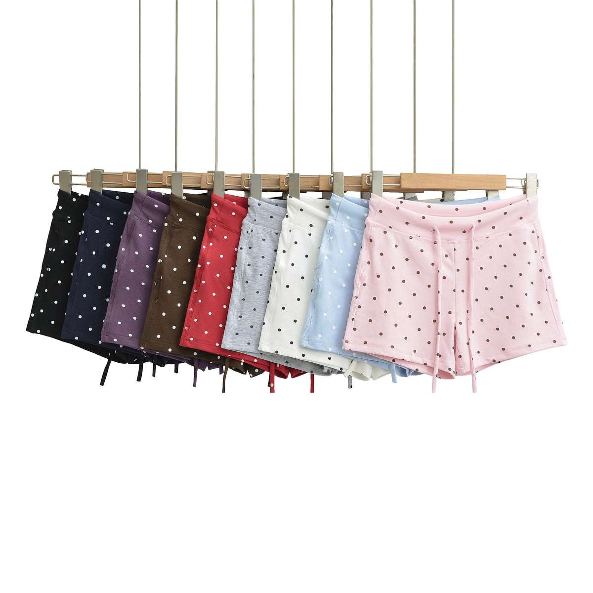 Elastic waist shorts for women