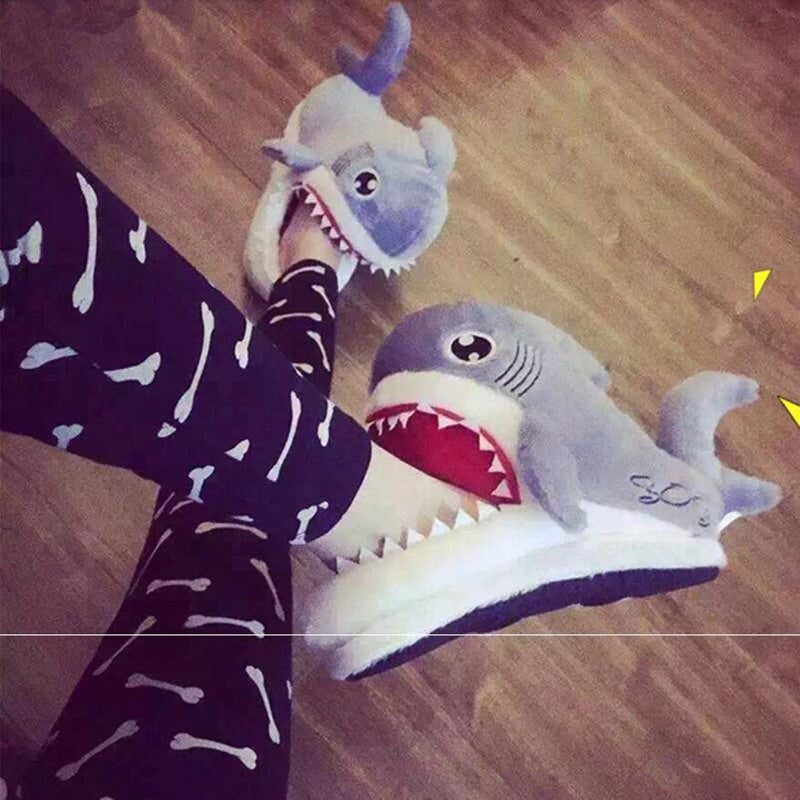 Winter Slippers Women and Men Fashion Shark Slipper Cotton Warm Indoor Slippers Lovely Cartoon Women's Slippers Unisex