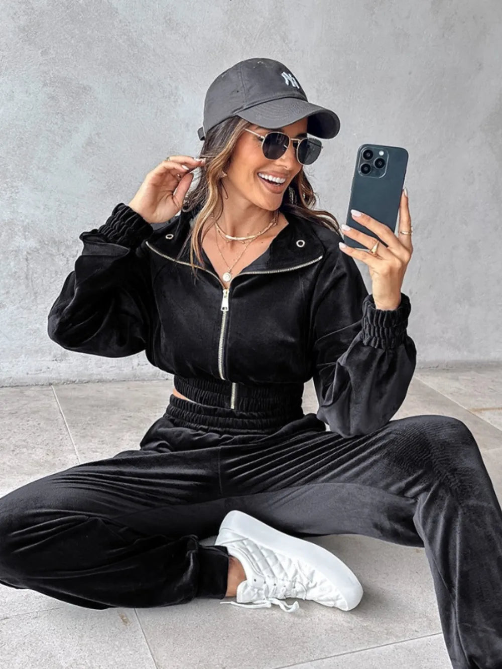Ensemble brassière zippée à manches longues et jogging