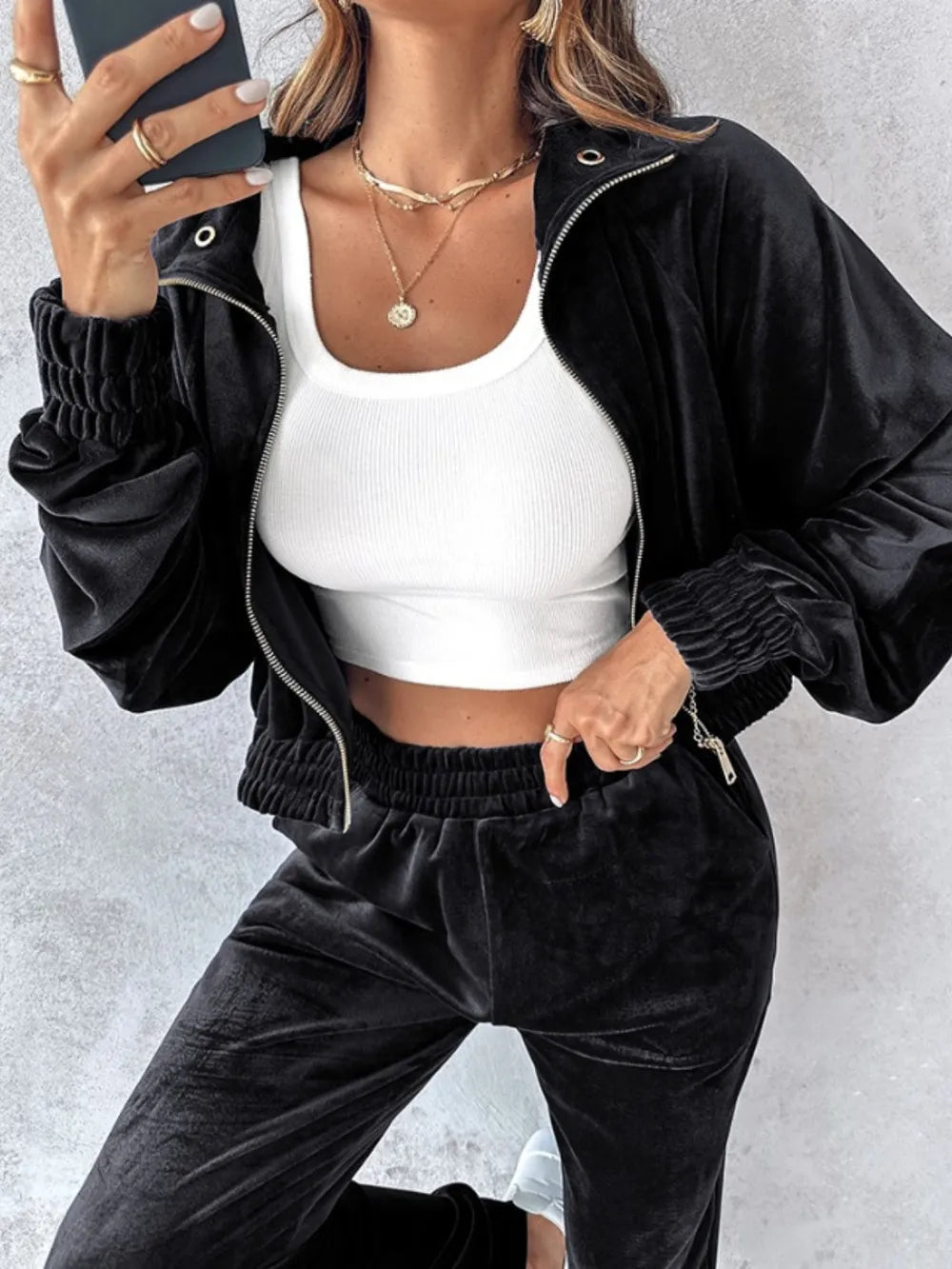 Ensemble brassière zippée à manches longues et jogging
