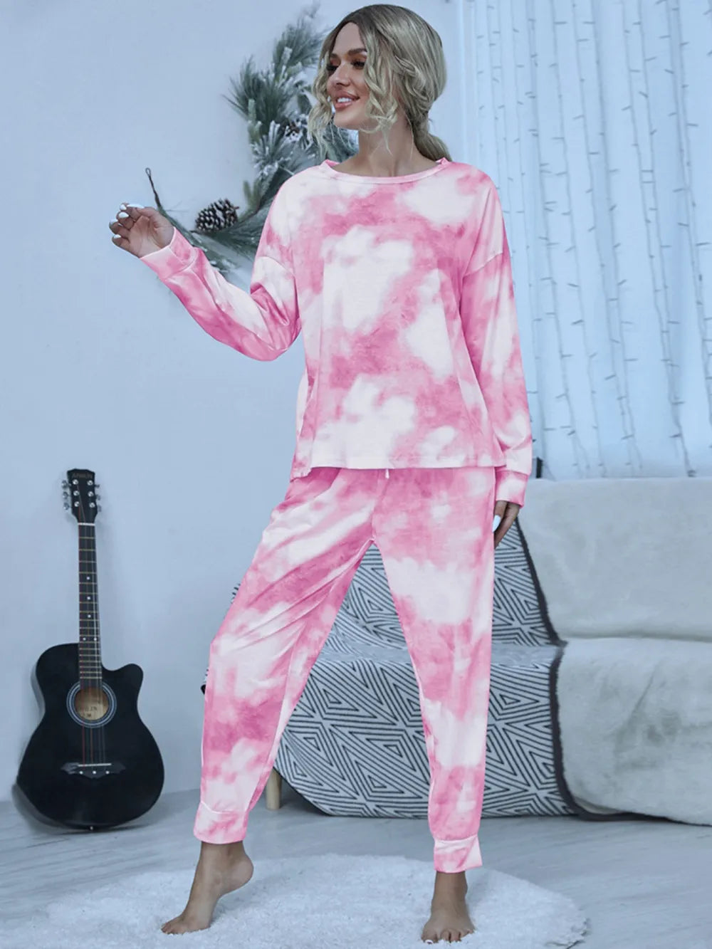 Ensemble de salon haut et pantalon tie-dye brillant à col rond