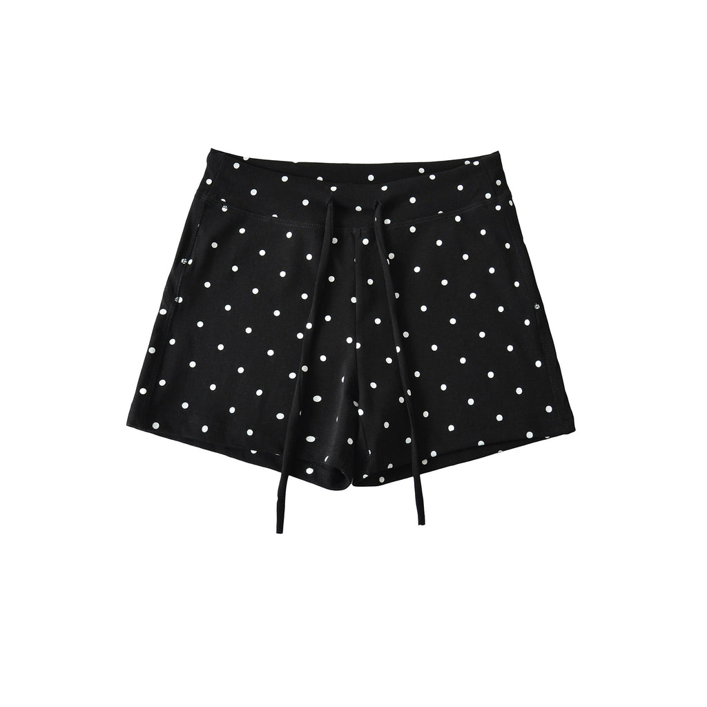 Elastic waist shorts for women