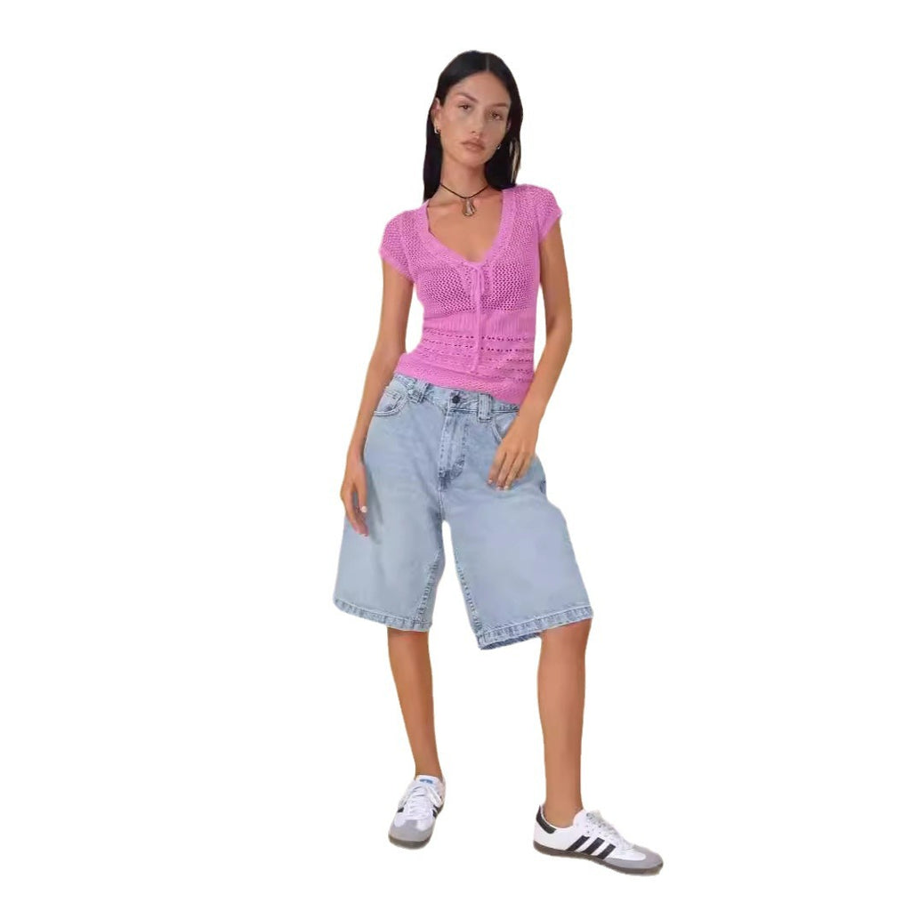 Loose and non elastic denim shorts for women