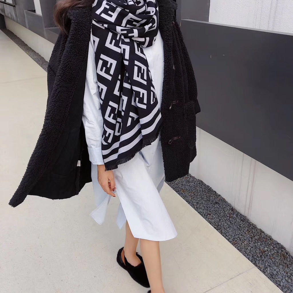 Letters Print Twill Scarves Women Winter Thick Warm Wool Scarf