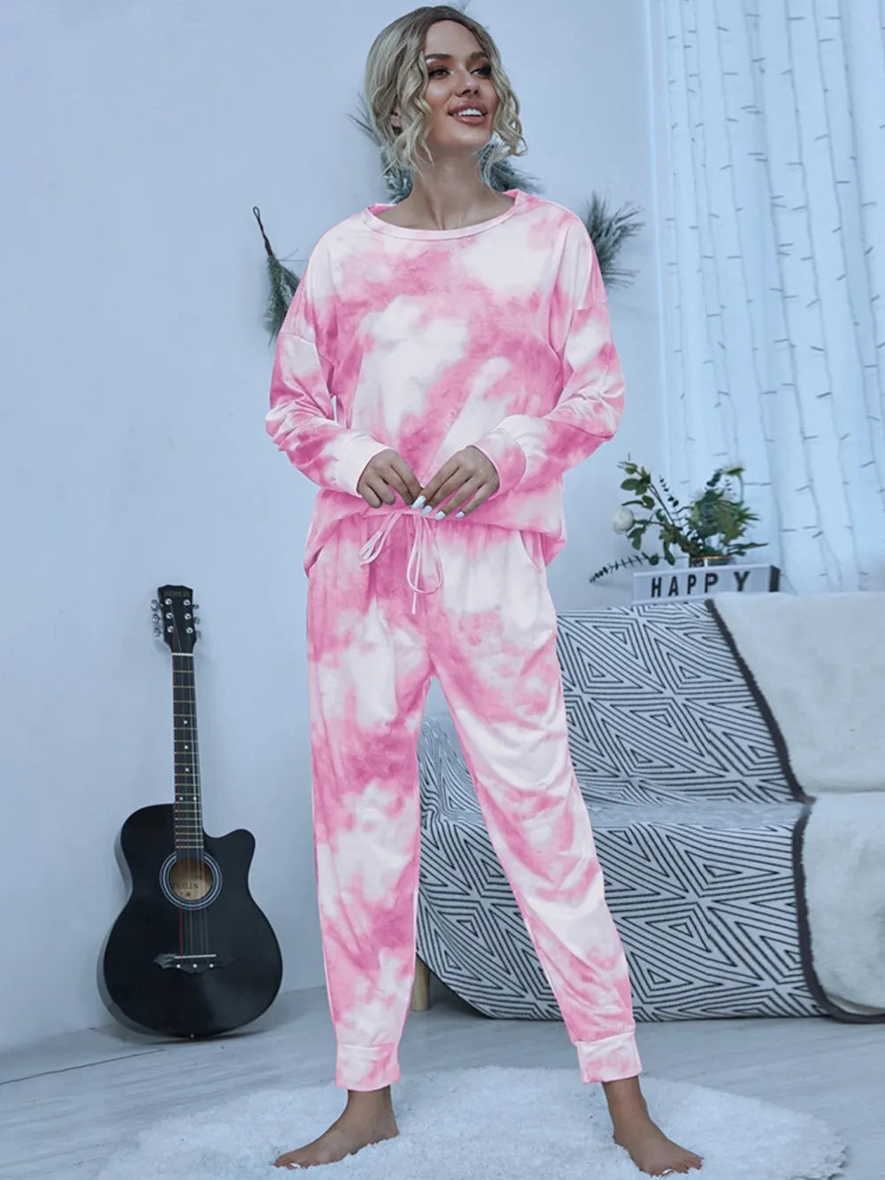 Ensemble de salon haut et pantalon tie-dye brillant à col rond