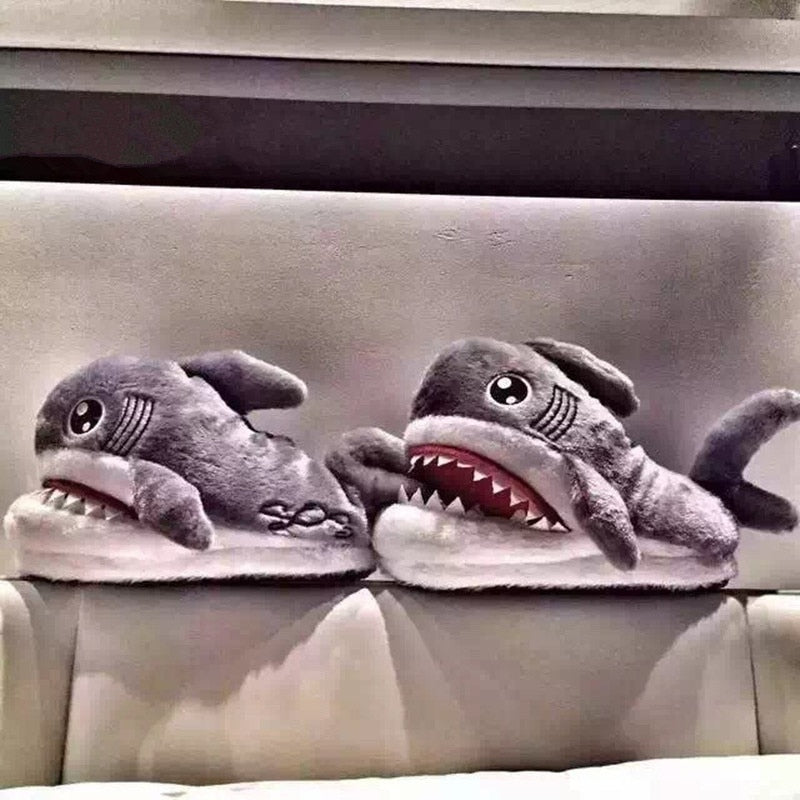 Winter Slippers Women and Men Fashion Shark Slipper Cotton Warm Indoor Slippers Lovely Cartoon Women's Slippers Unisex
