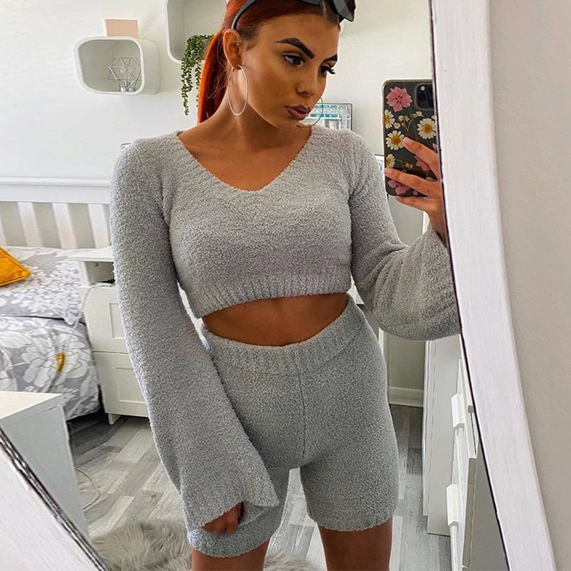 Women’s Flare Sleeve Sweatshirt & Shorts 2-Piece Lounge Set